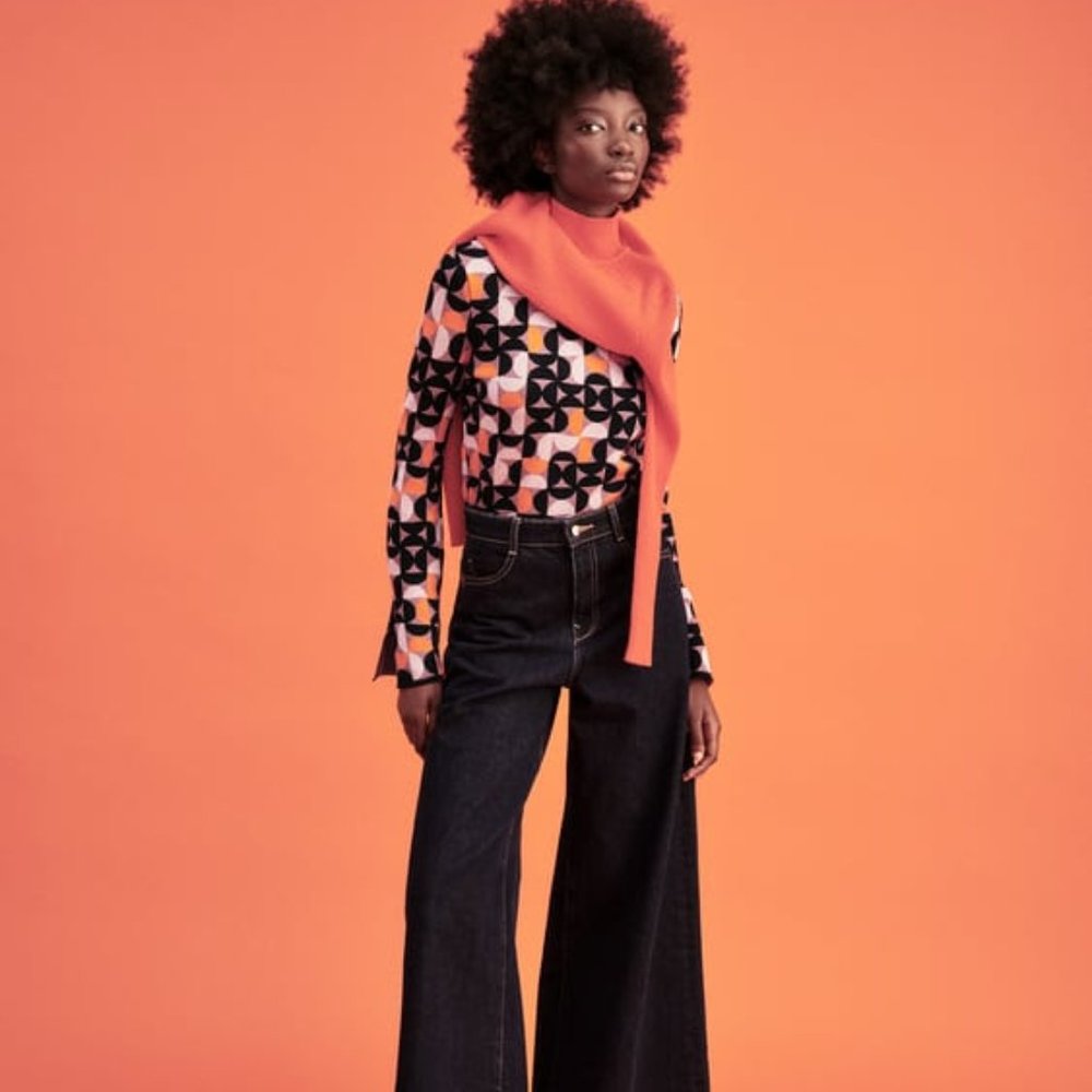 GEOMETRIC JACQUARD KNIT SWEATER Small